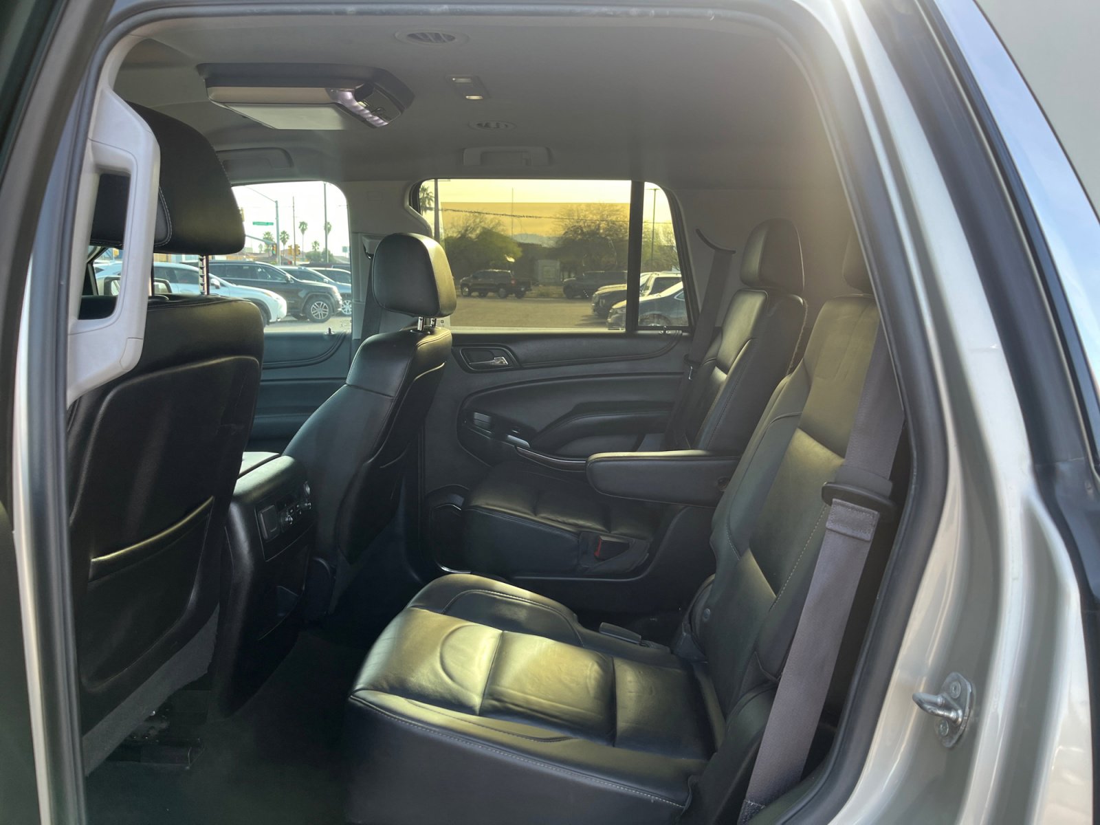Used 2015 Chevrolet Tahoe LT w/ Luxury Package image 16