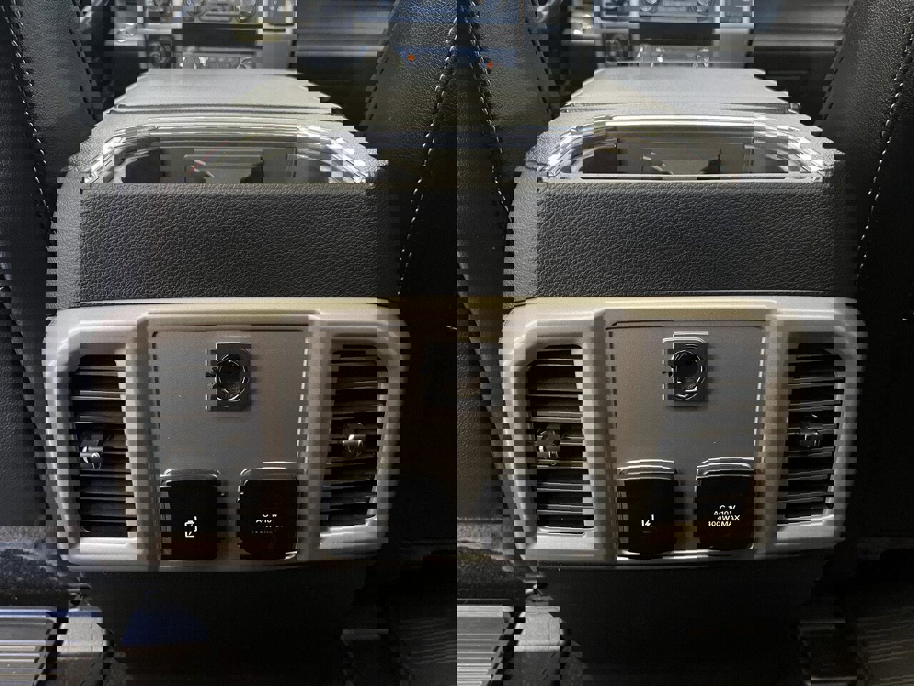 Used 2019 Ford F150 Lariat image 30