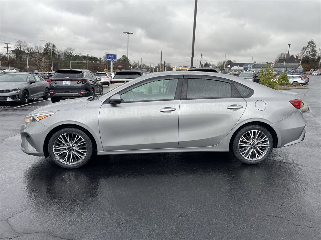 Certified 2022 Kia Forte LXS w/ LXS Technology Package image 3