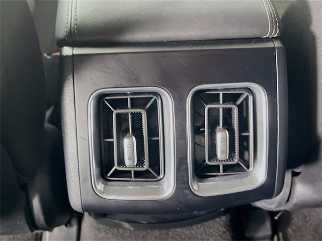 Used 2025 Kia Sorento LX image 24