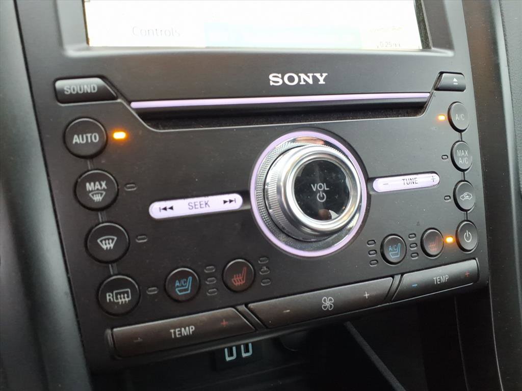 Used 2020 Ford Fusion Energi Titanium image 31