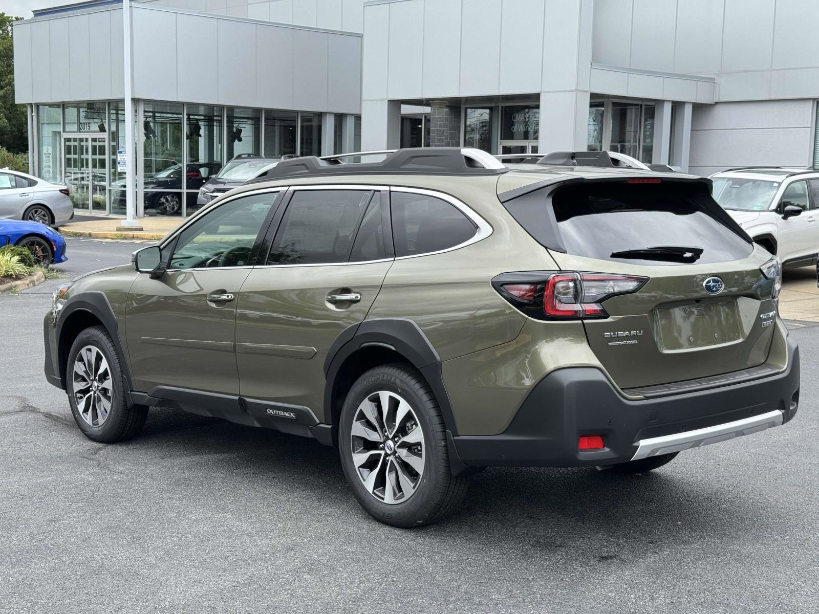 New 2025 Subaru Outback Touring image 4
