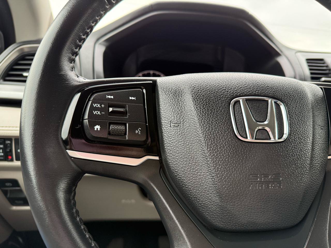 Used 2025 Honda Odyssey EX-L image 30