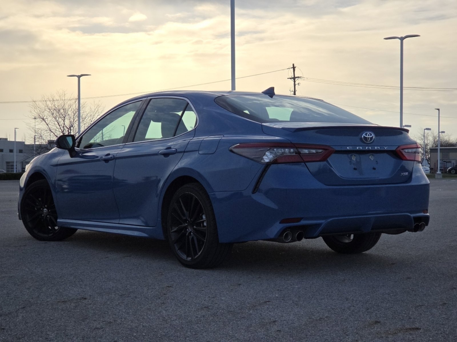 Used 2023 Toyota Camry XSE image 16