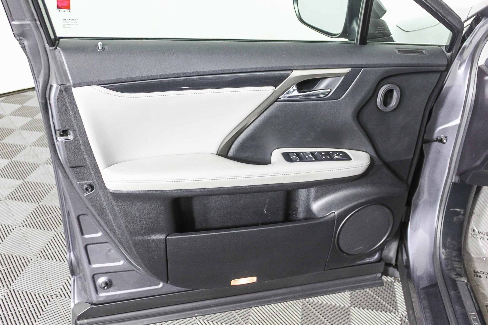 Used 2017 Lexus RX 350 FWD image 21