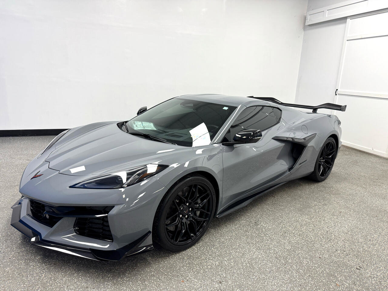 Used 2024 Chevrolet Corvette Z06 w/ Z07 Performance Package image 35