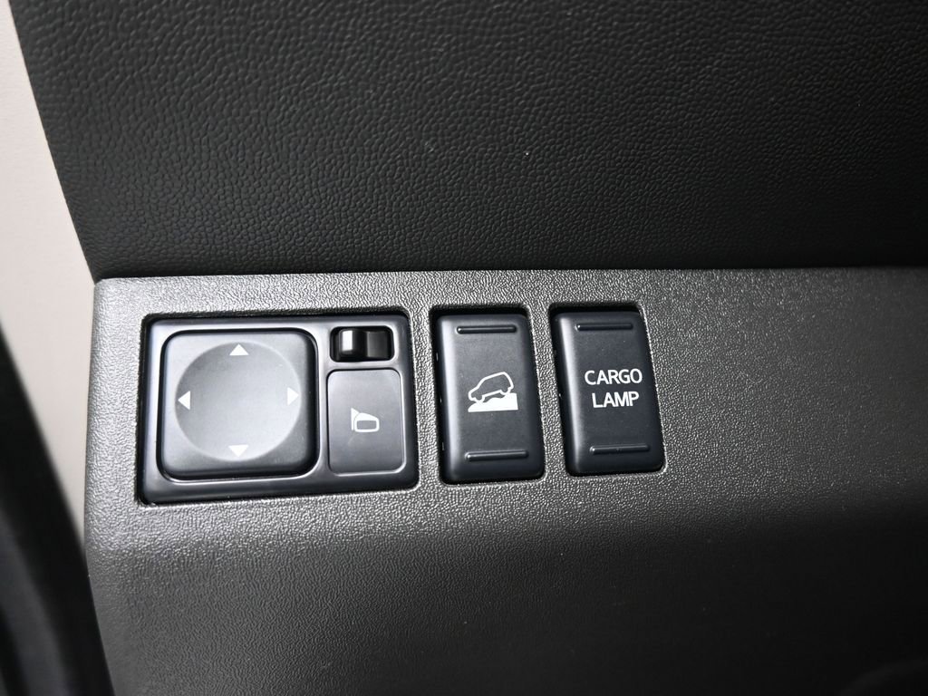 Used 2021 Nissan Frontier PRO-4X w/ Pro-4x Utility Package image 26