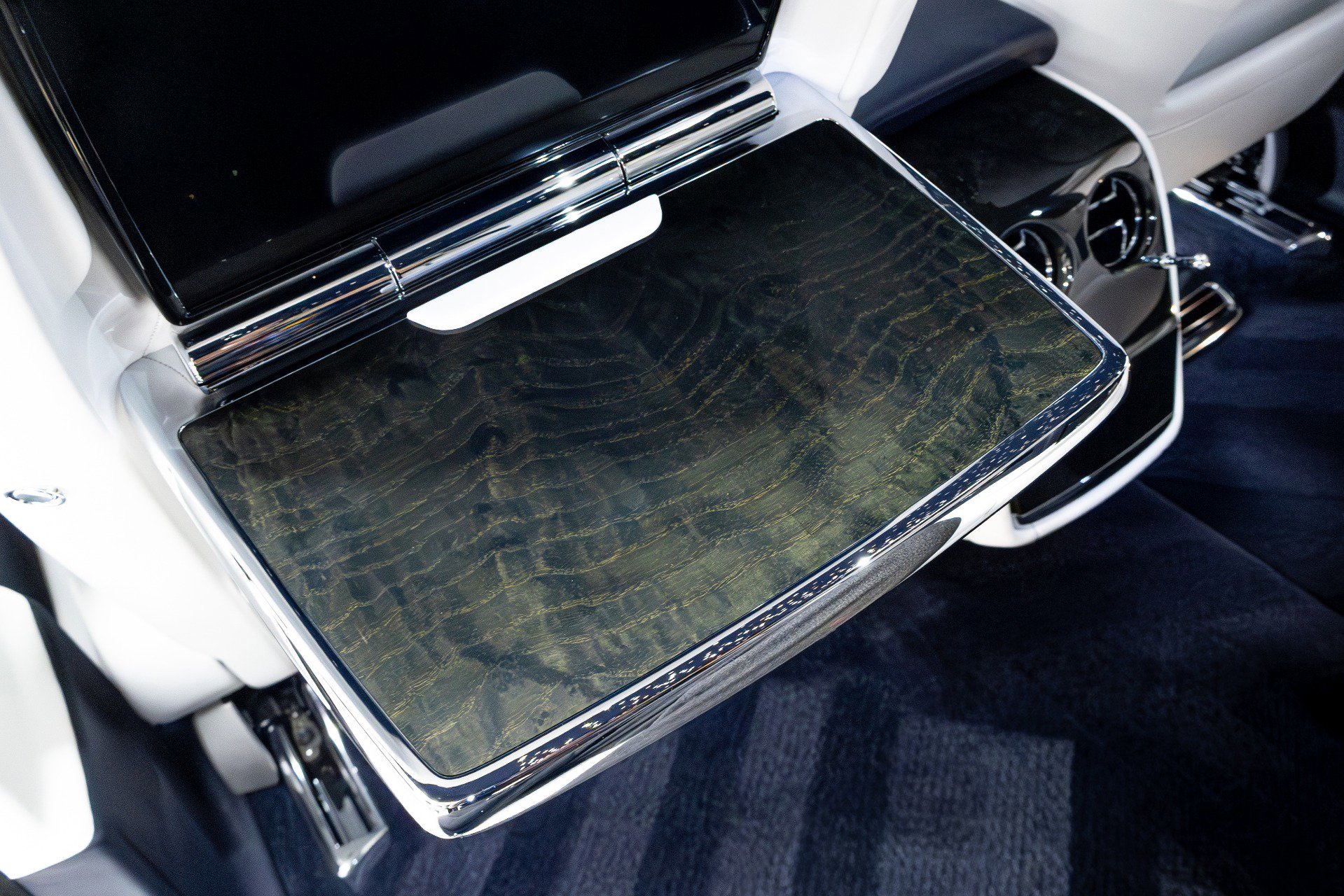 Used 2021 Rolls-Royce Phantom Sedan RWD image 51