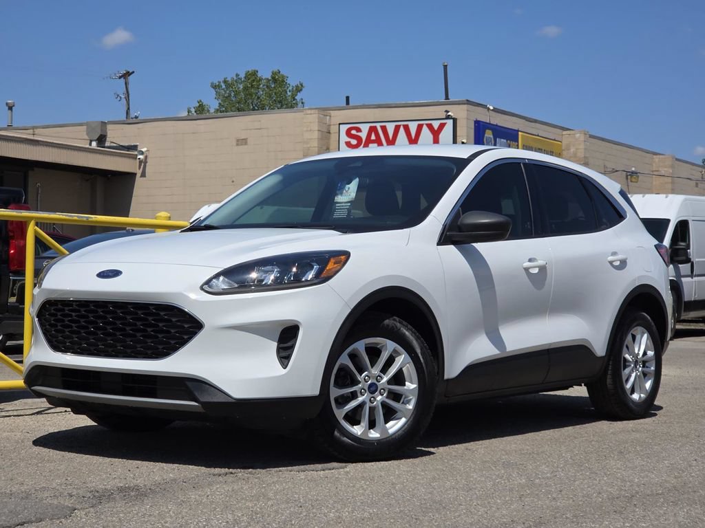 Used 2022 Ford Escape SE w/ Convenience Package FWD image 2