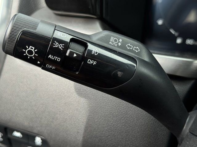 Used 2023 Kia Sorento SX AWD/4WD image 27