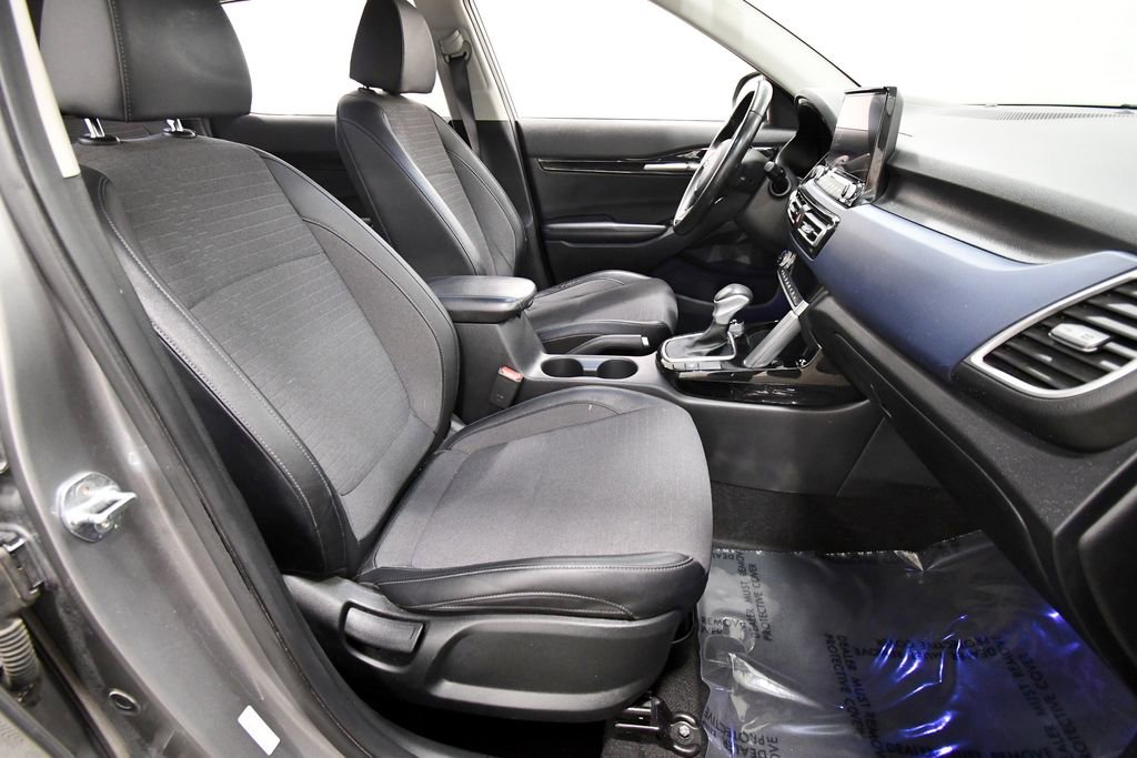Certified 2023 Kia Seltos S w/ Navigation Package image 18