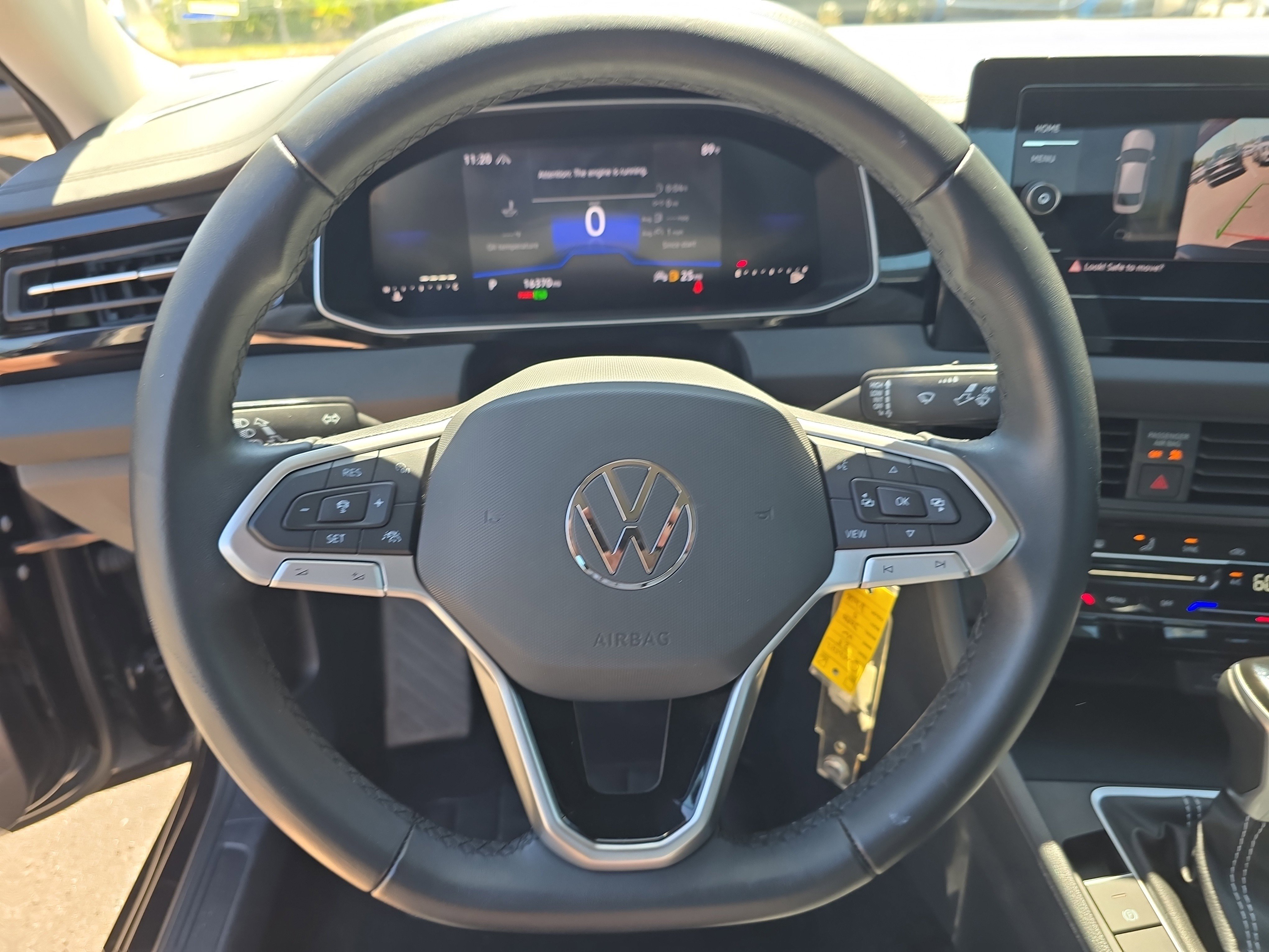 Used 2025 Volkswagen Jetta S image 27