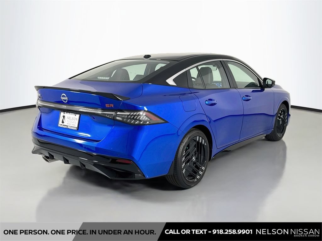 New 2026 Nissan Sentra SR w/ SR Premium Package FWD image 5