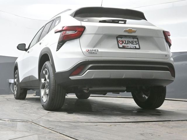 New 2026 Chevrolet Trax LT w/ Driver Confidence Package image 46