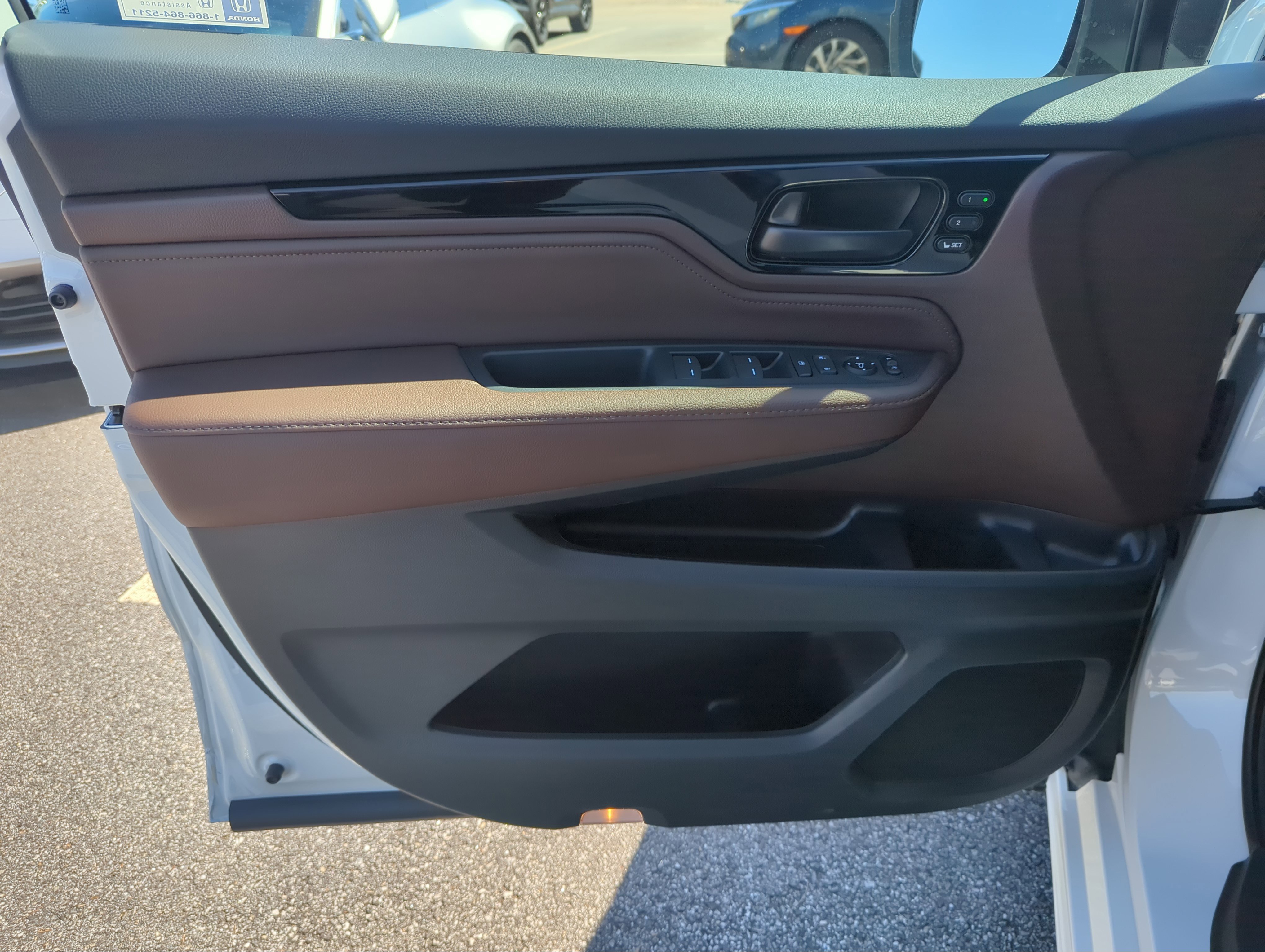 New 2026 Honda Odyssey Touring image 16