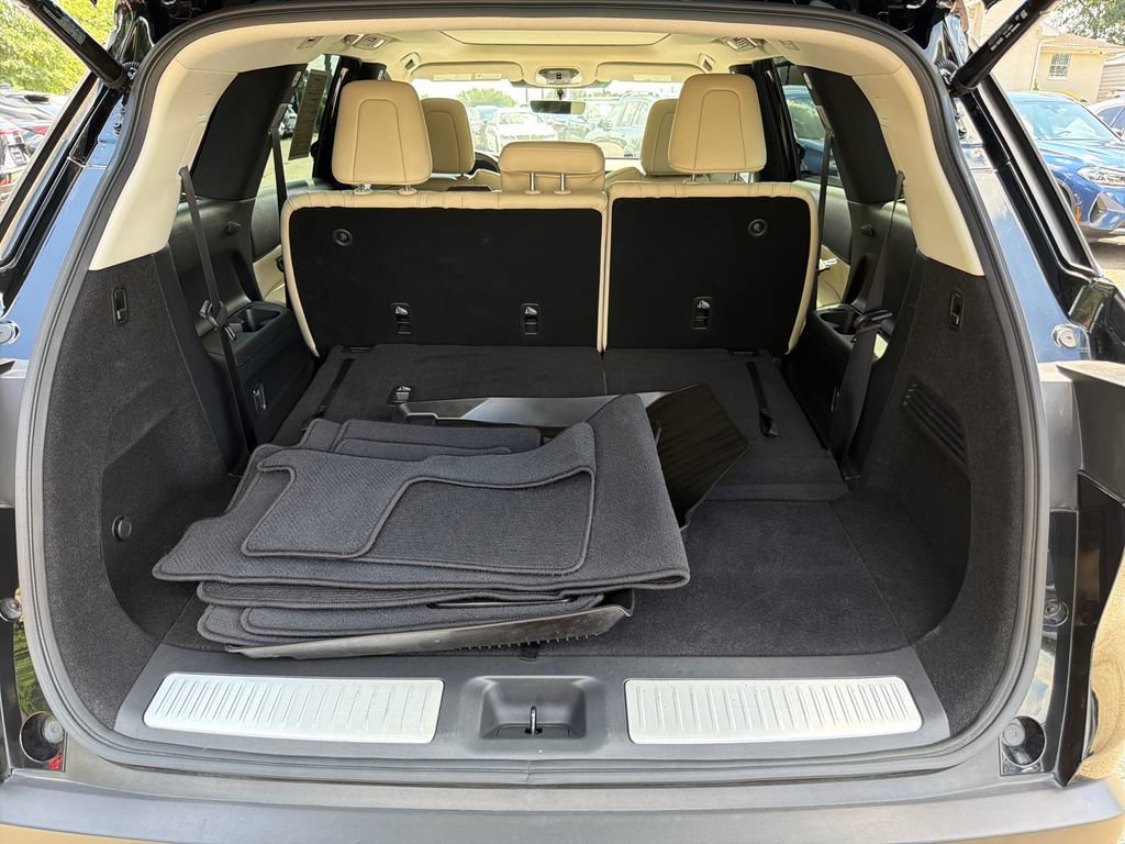 Used 2023 INFINITI QX60 Pure FWD image 18