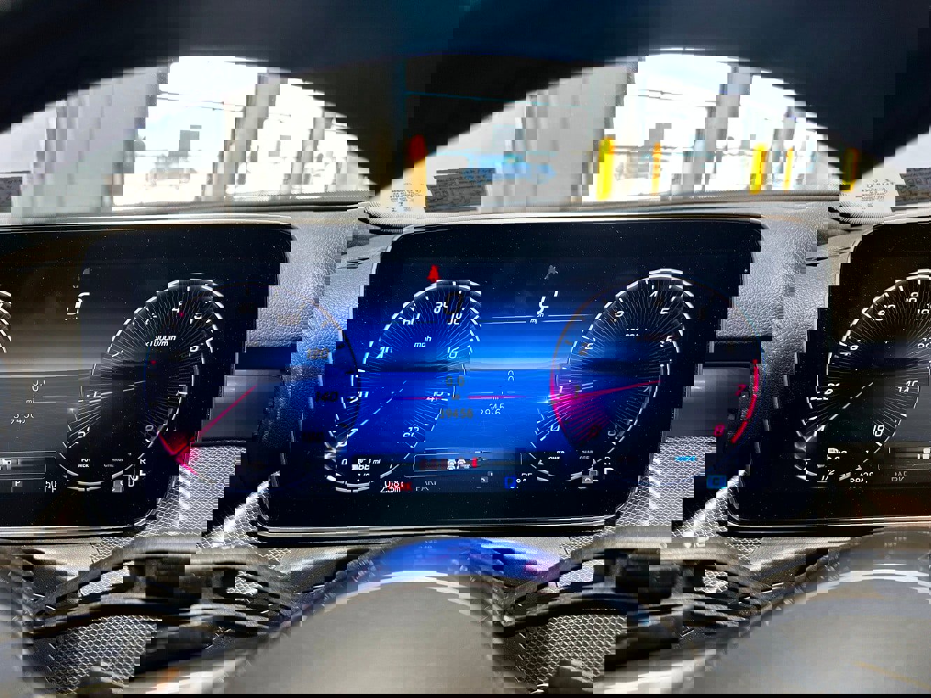 Used 2023 Mercedes-Benz C 300 image 8