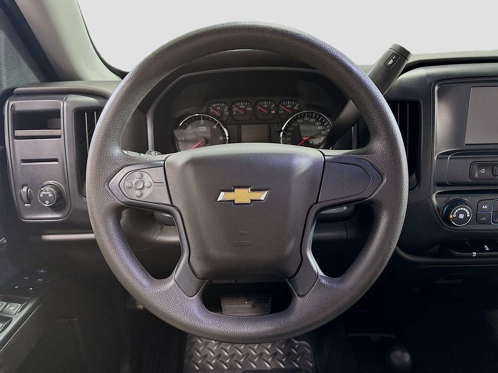 Used 2018 Chevrolet Silverado 1500 W/T w/ WT Convenience Package AWD/4WD image 11