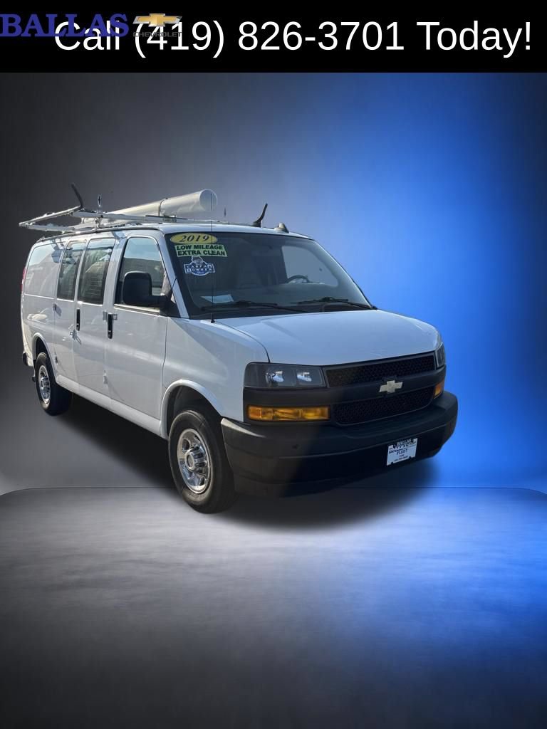 Used 2019 Chevrolet Express 2500 w/ Driver Convenience Package RWD image 6