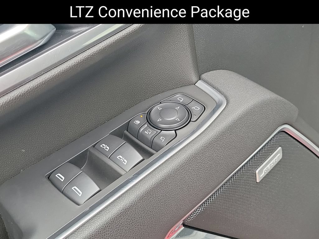 Used 2025 Chevrolet Silverado 2500 LTZ w/ LTZ Convenience Package AWD/4WD image 11