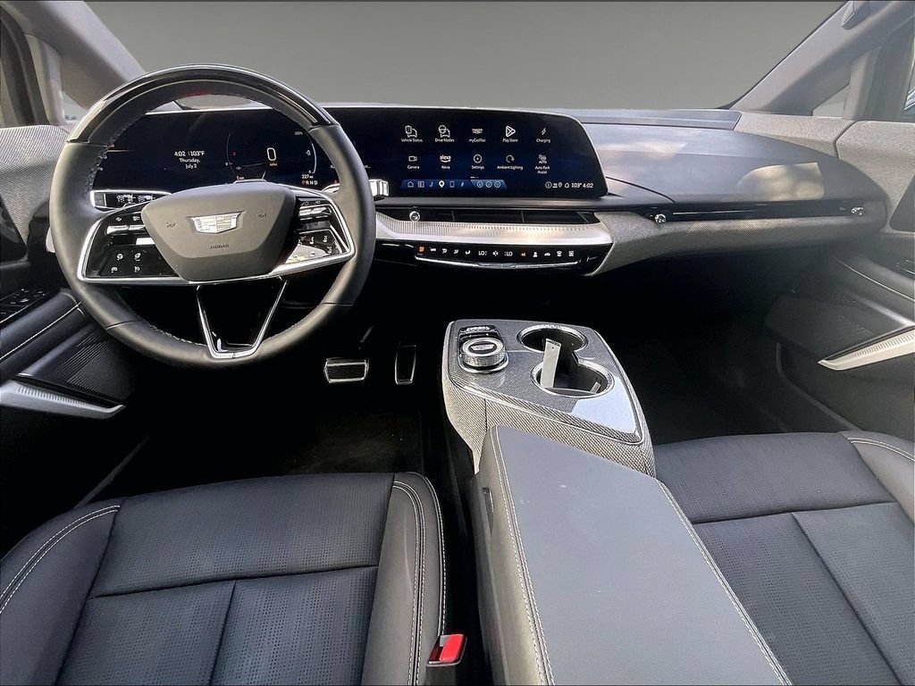 Used 2025 Cadillac Optiq Luxury 2 AWD/4WD image 20
