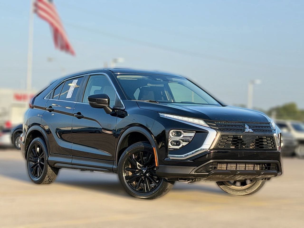 Used 2023 Mitsubishi Eclipse Cross LE AWD/4WD image 2