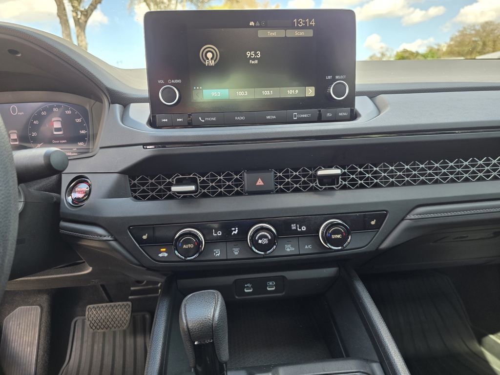 Used 2023 Honda Accord EX image 20