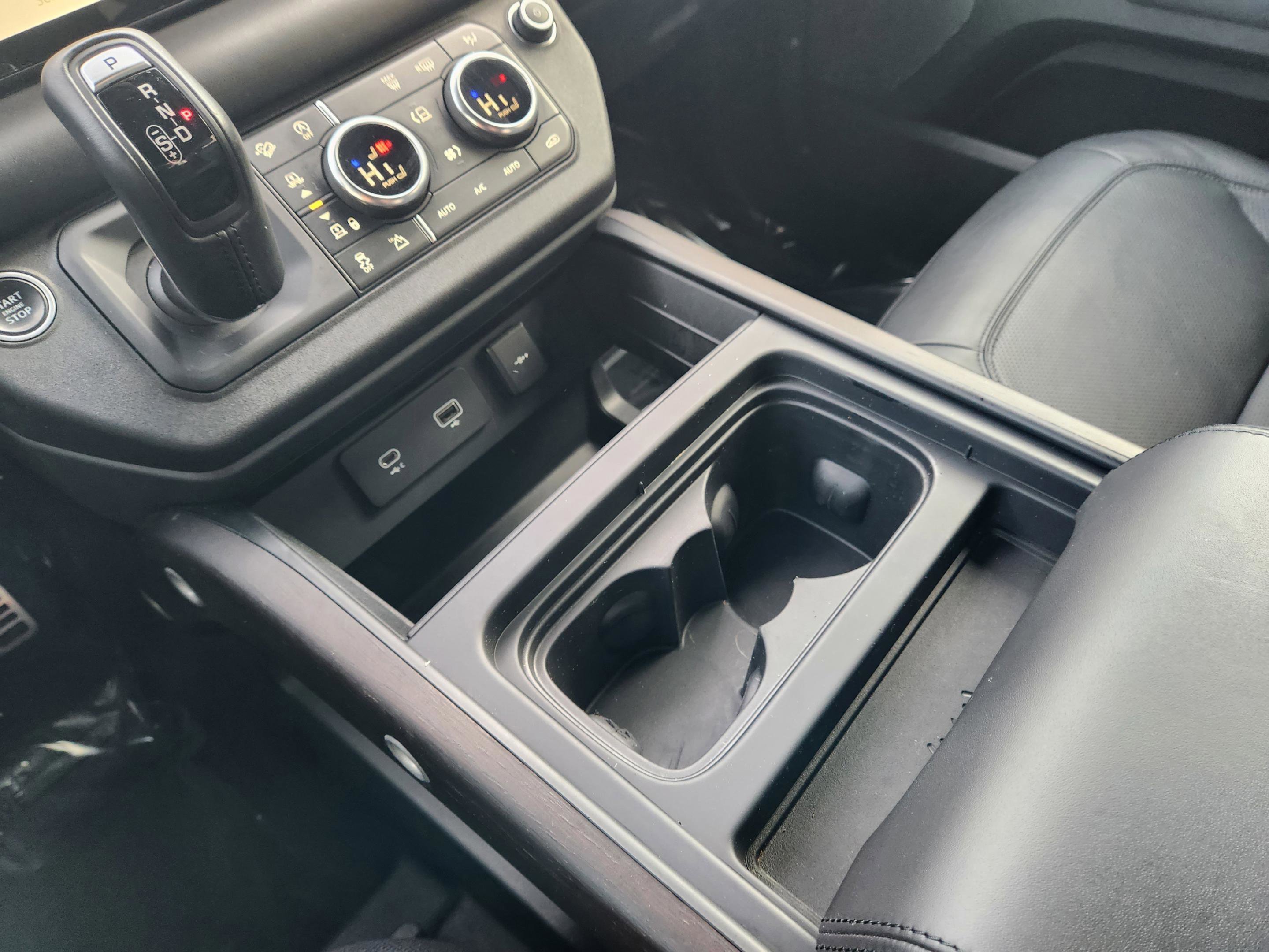 Used 2020 Land Rover Defender 110 X image 19