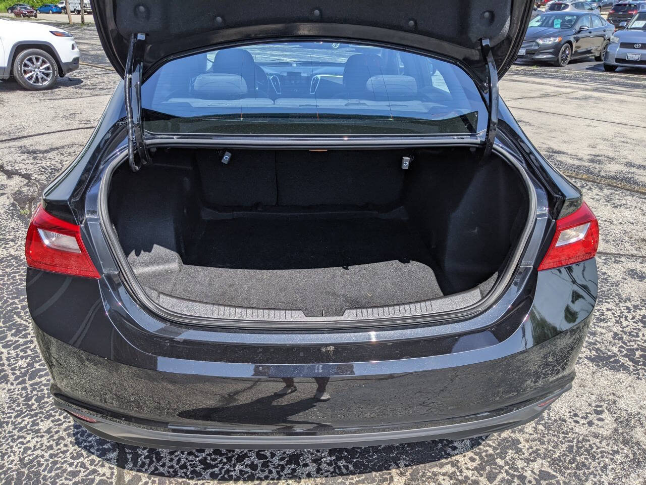 Used 2016 Chevrolet Malibu LT FWD image 22