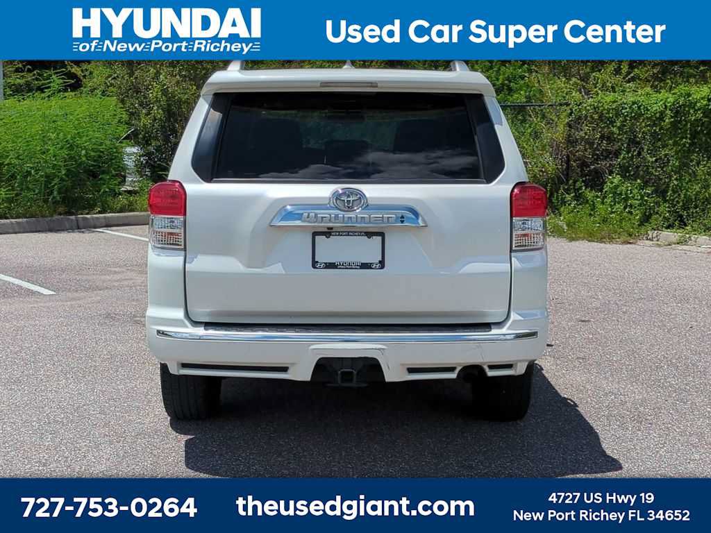 Used 2010 Toyota 4Runner Limited RWD image 4