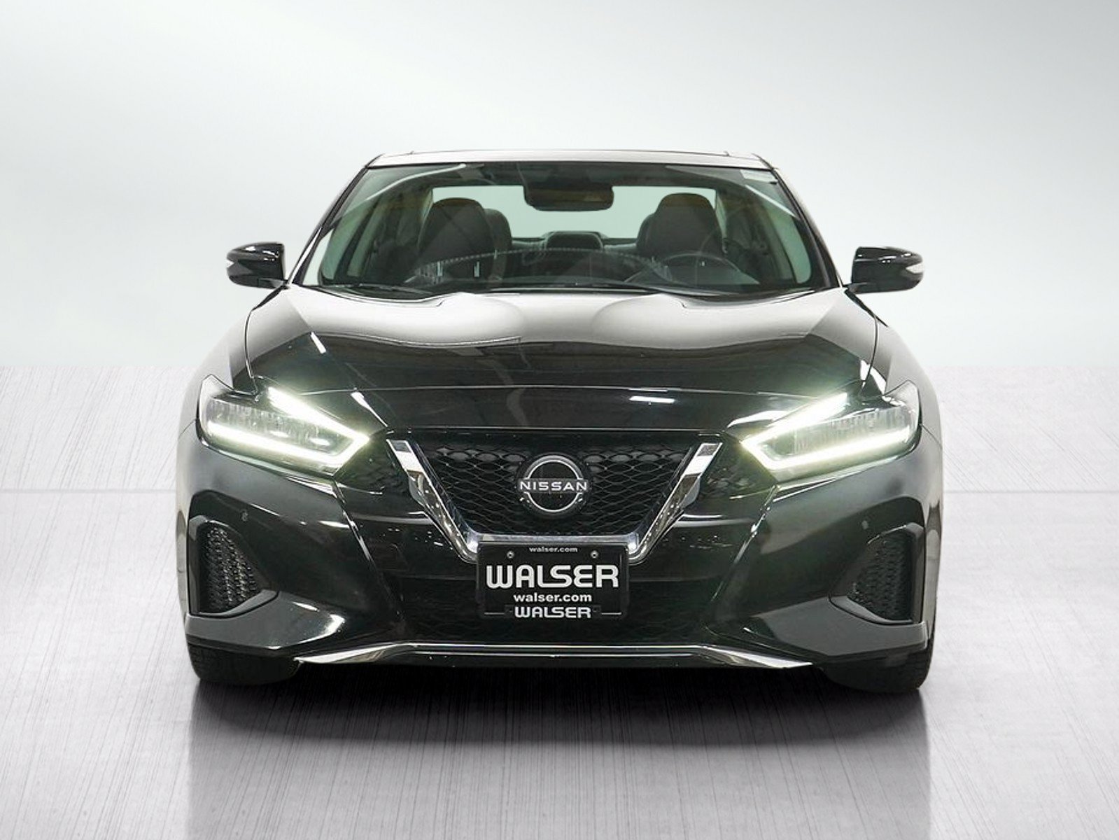 Used 2023 Nissan Maxima SL FWD image 8
