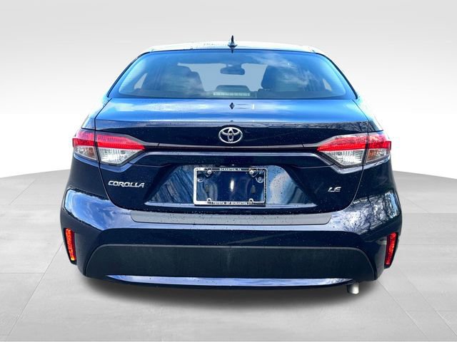 Used 2021 Toyota Corolla LE w/ Carpet Mat Package (TMS) FWD image 4