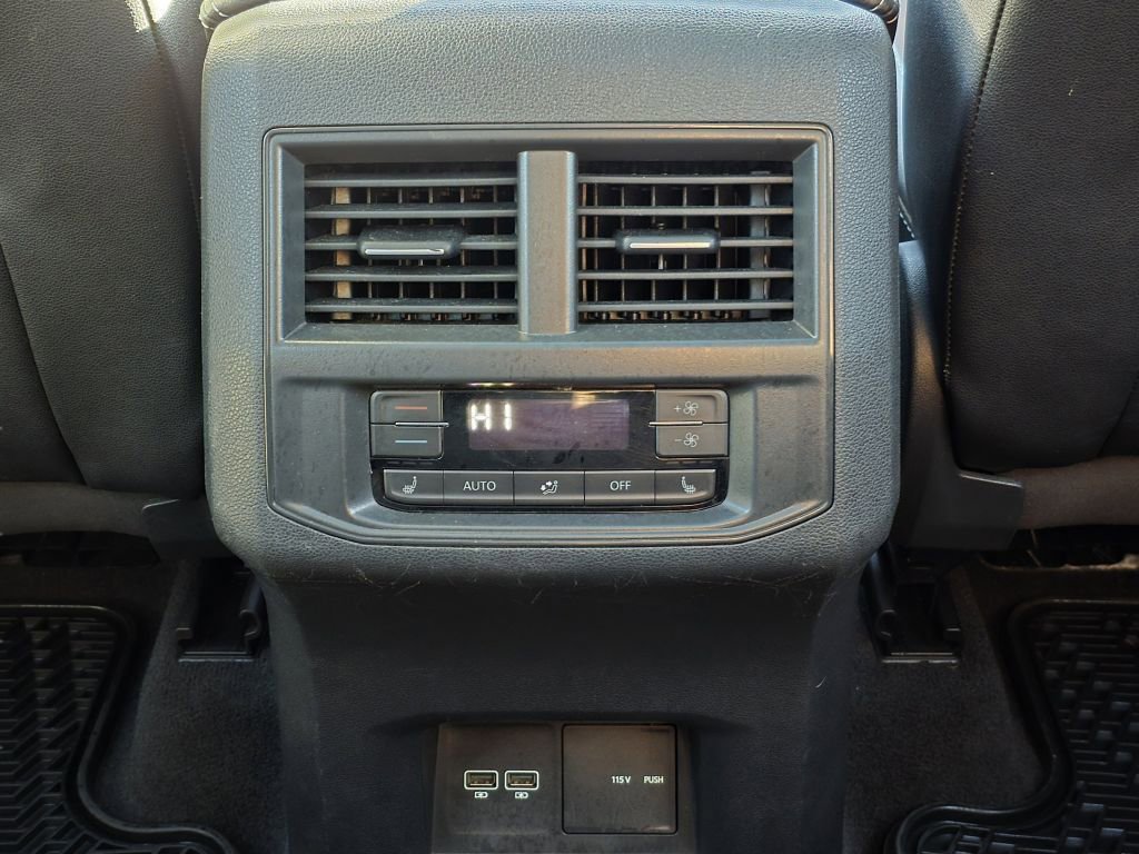 Used 2021 Volkswagen Atlas SEL Premium image 36