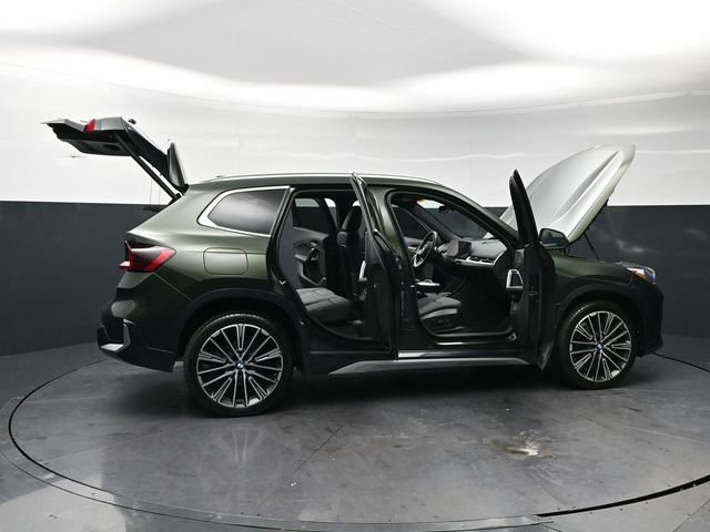Used 2024 BMW X1 xDrive28i w/ Technology Package AWD/4WD image 35