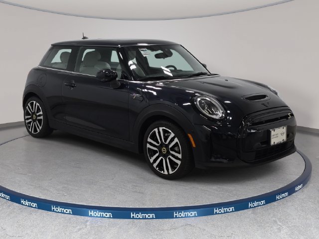 Certified 2024 MINI Cooper SE FWD image 3