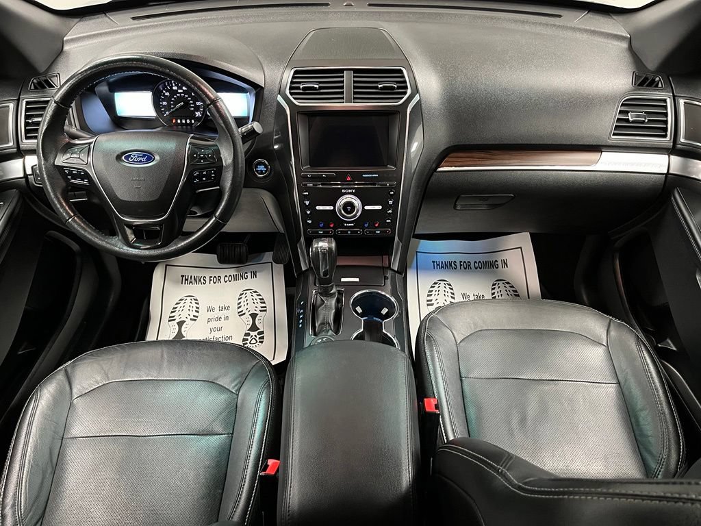 Used 2018 Ford Explorer Limited AWD/4WD image 25
