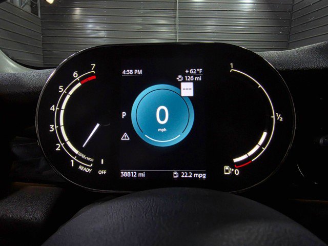 Used 2023 MINI Cooper 2-Door Hardtop image 23