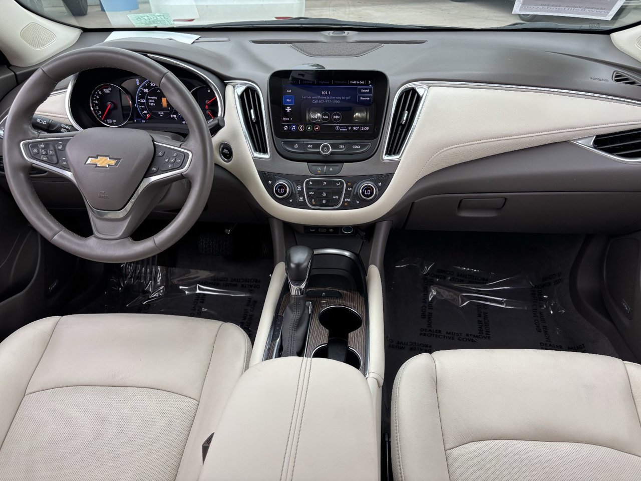 Used 2023 Chevrolet Malibu LT w/ LPO, Floor Liner Package FWD image 13