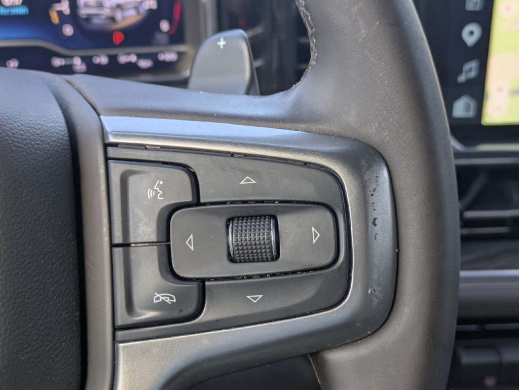 Used 2025 Chevrolet Silverado 1500 LTZ AWD/4WD image 27