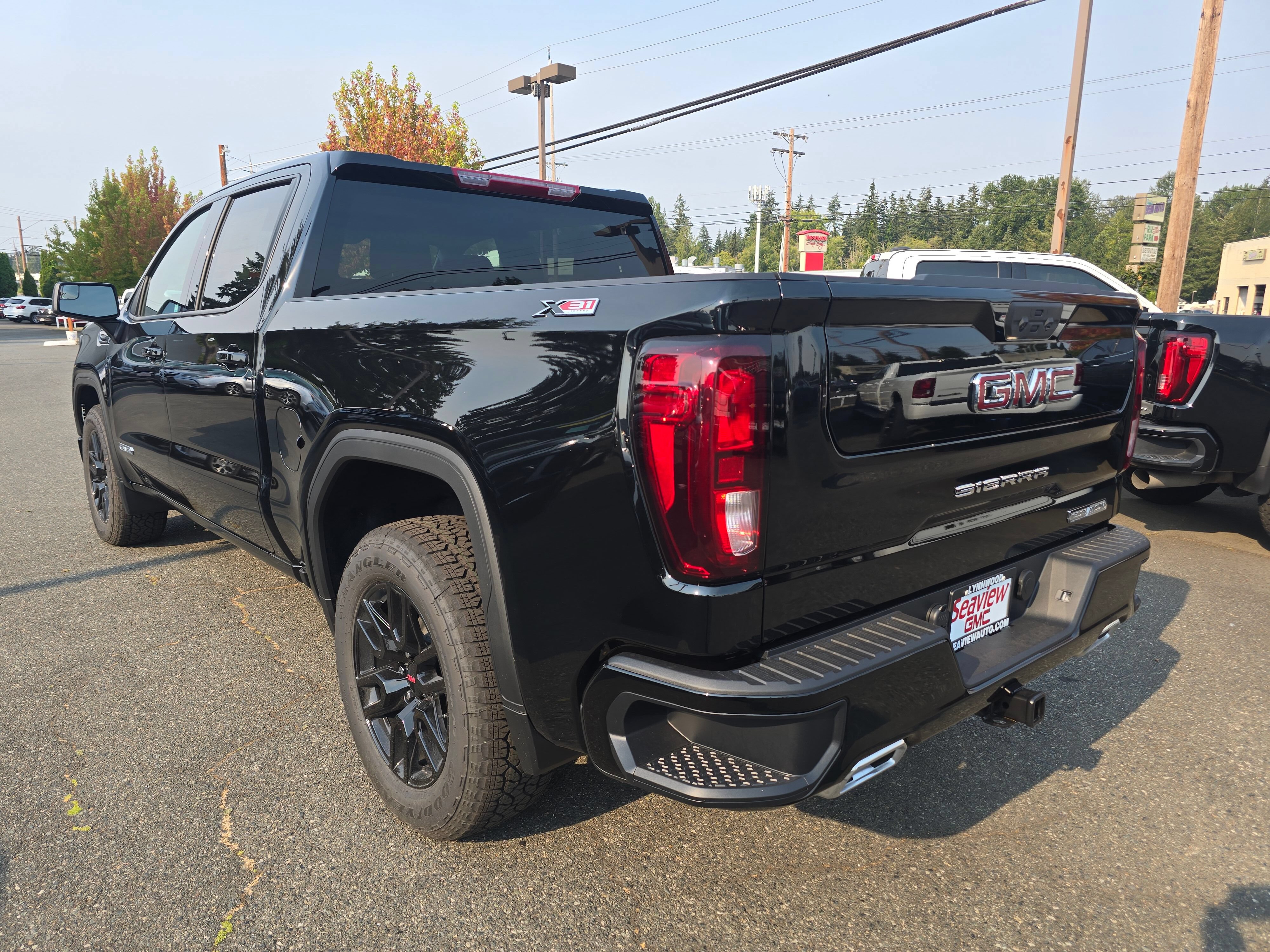 New 2026 GMC Sierra 1500 Elevation AWD/4WD image 4