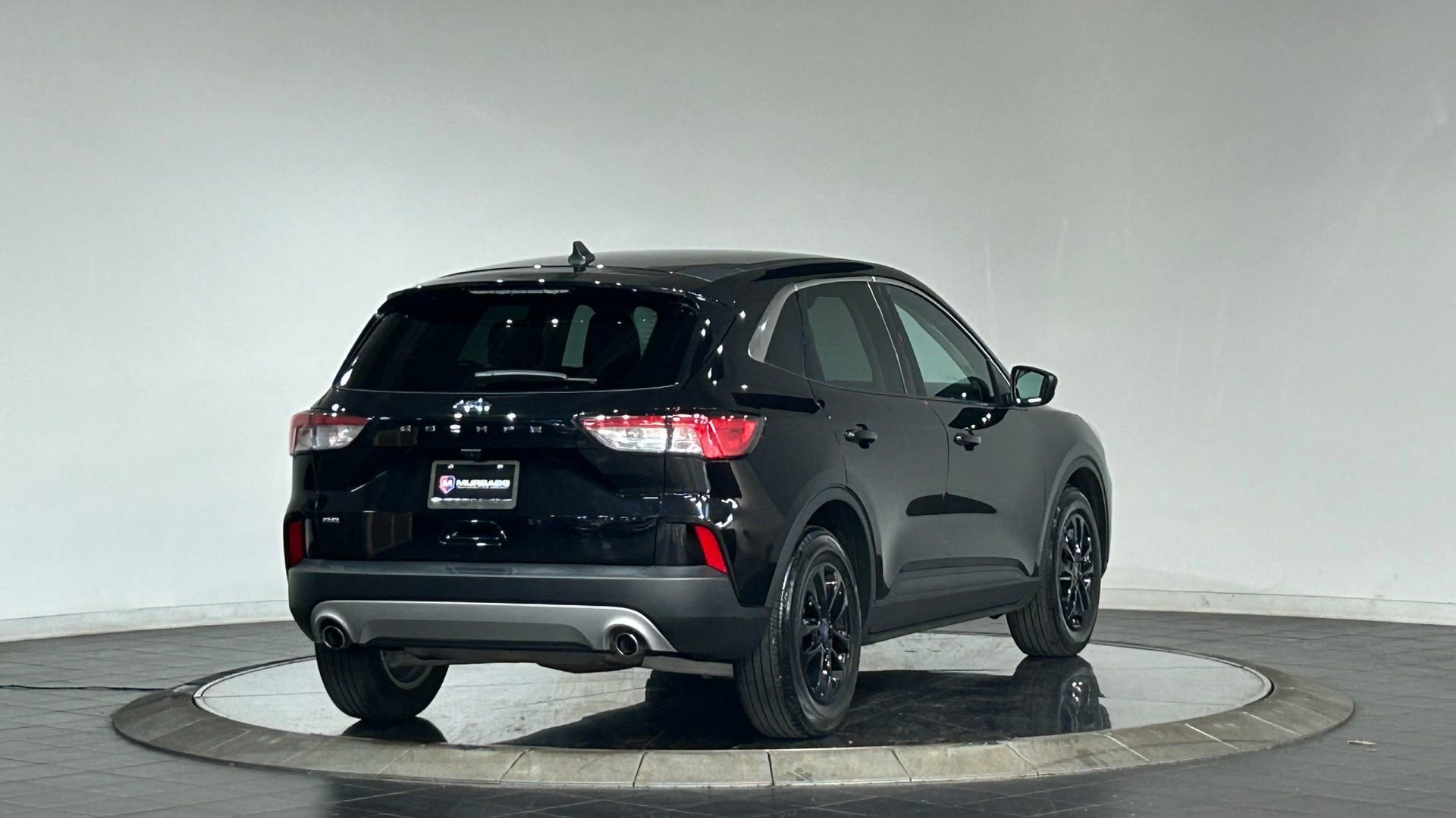 Used 2021 Ford Escape SE FWD image 10