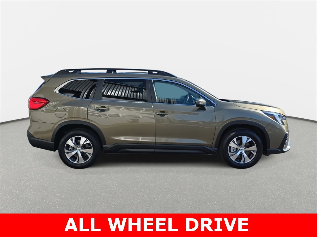 Used 2023 Subaru Ascent Premium w/ Convenience Package image 4