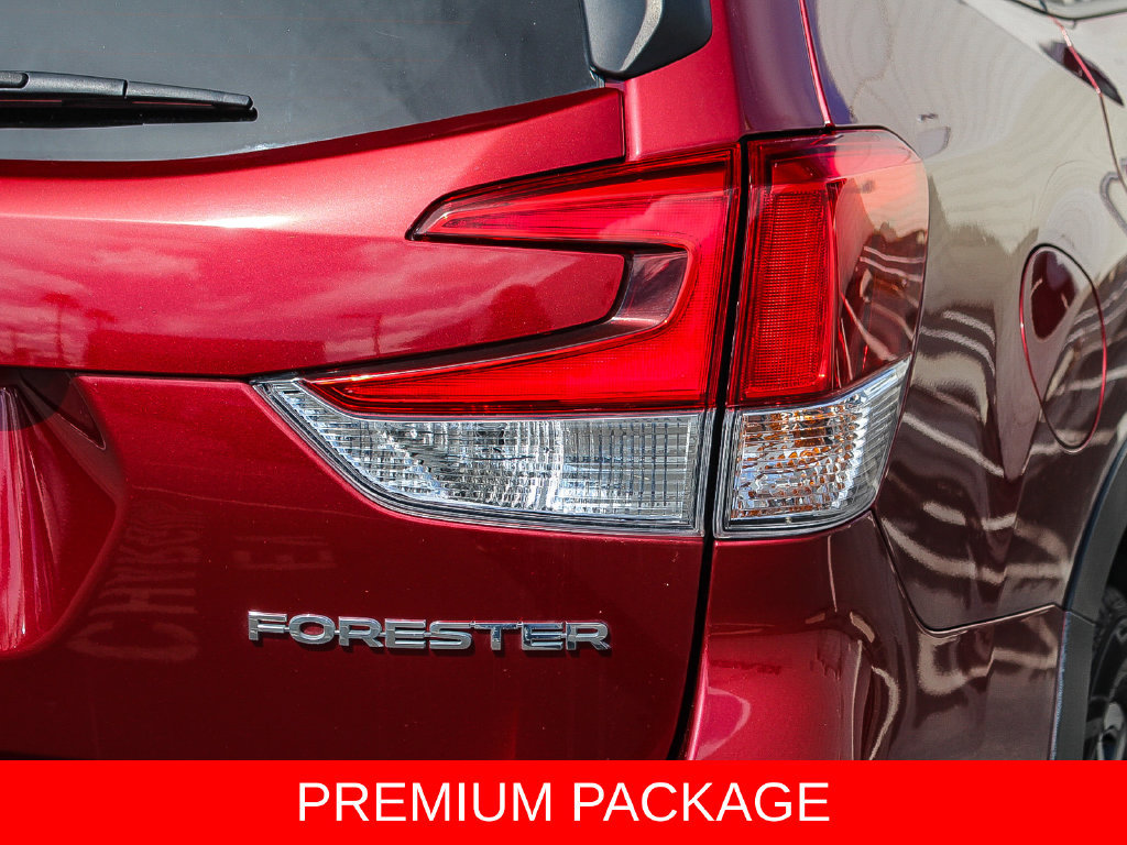 Used 2020 Subaru Forester Premium AWD/4WD image 7