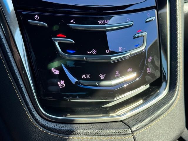 Used 2019 Cadillac CTS V w/ Luxury Package image 32