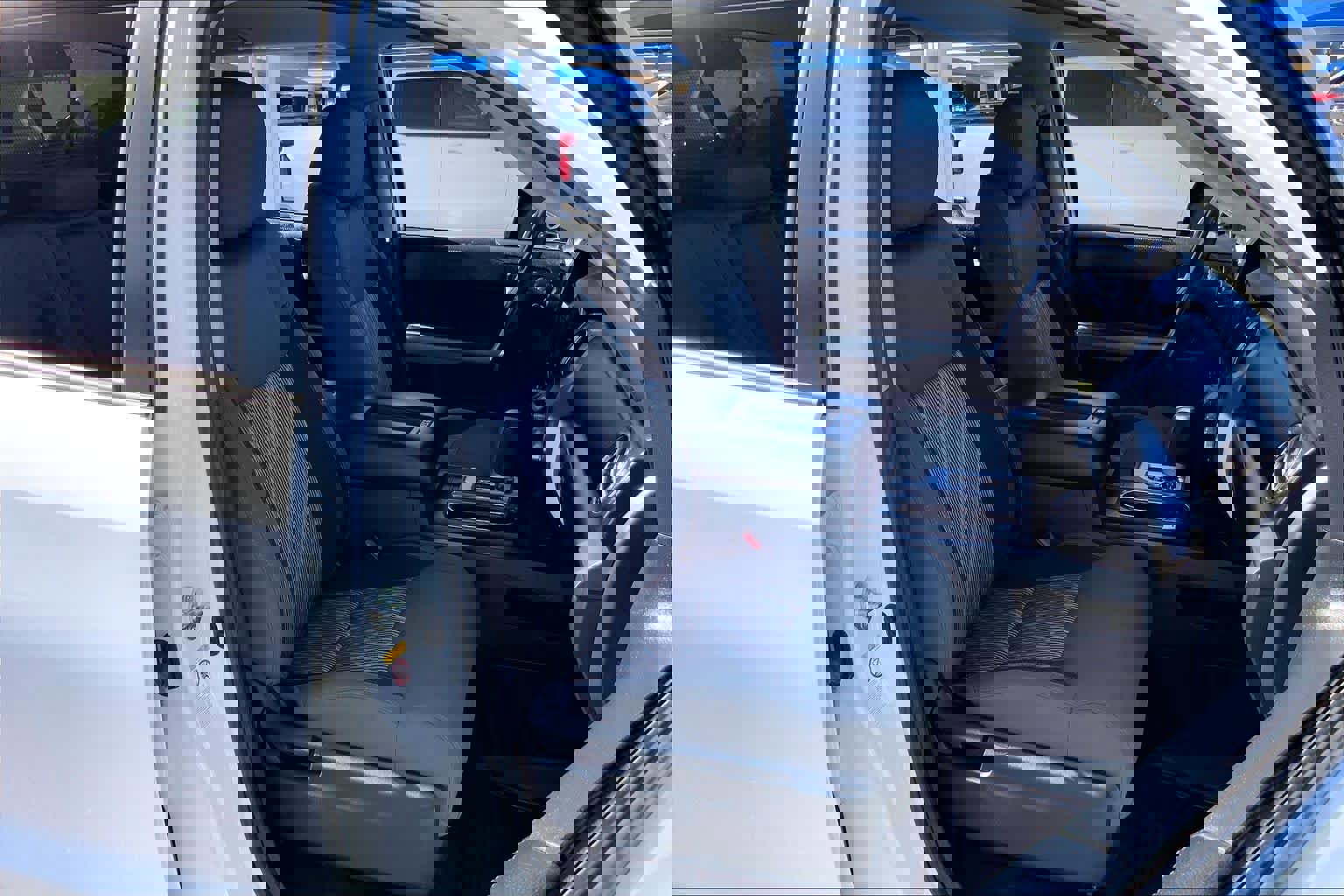 Used 2019 Toyota Tundra SR5 w/ SR5 Upgrade Package AWD/4WD image 9