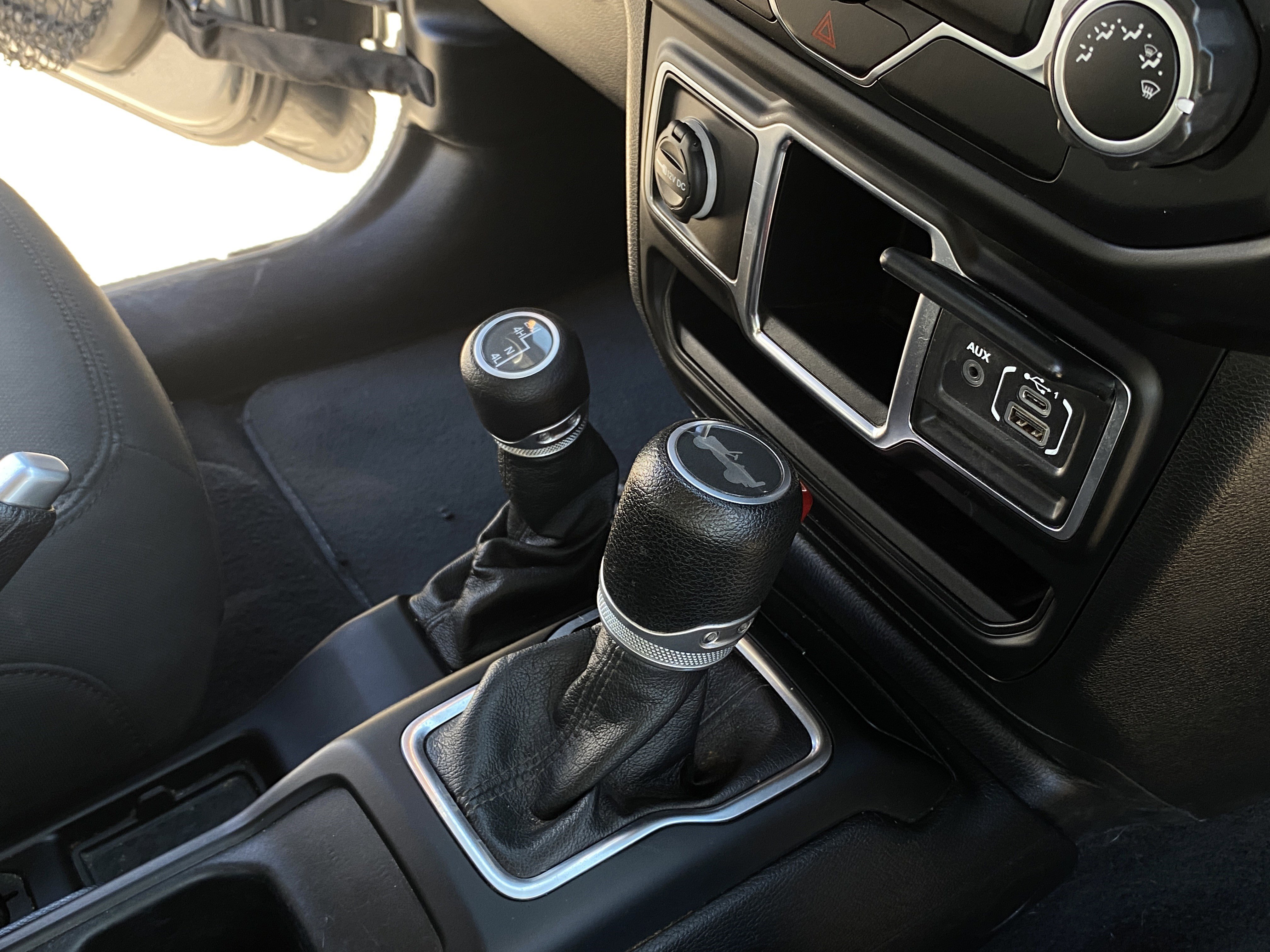 Used 2020 Jeep Wrangler Sport image 23