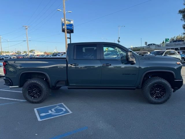 New 2026 Chevrolet Silverado 2500 ZR2 w/ LPO, Dark Essentials Package AWD/4WD image 8