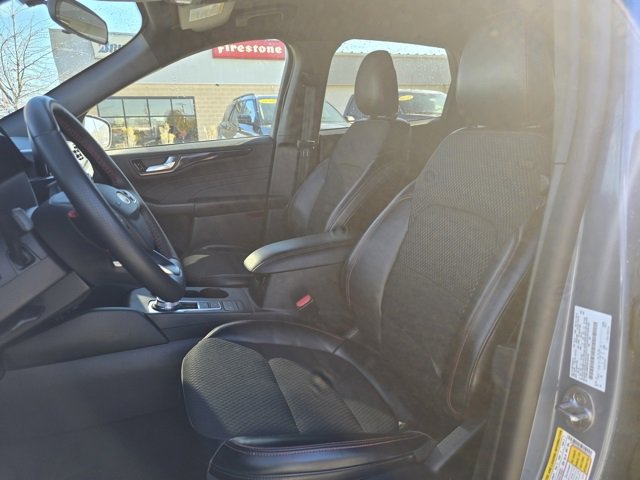 Used 2024 Ford Escape ST-Line image 10