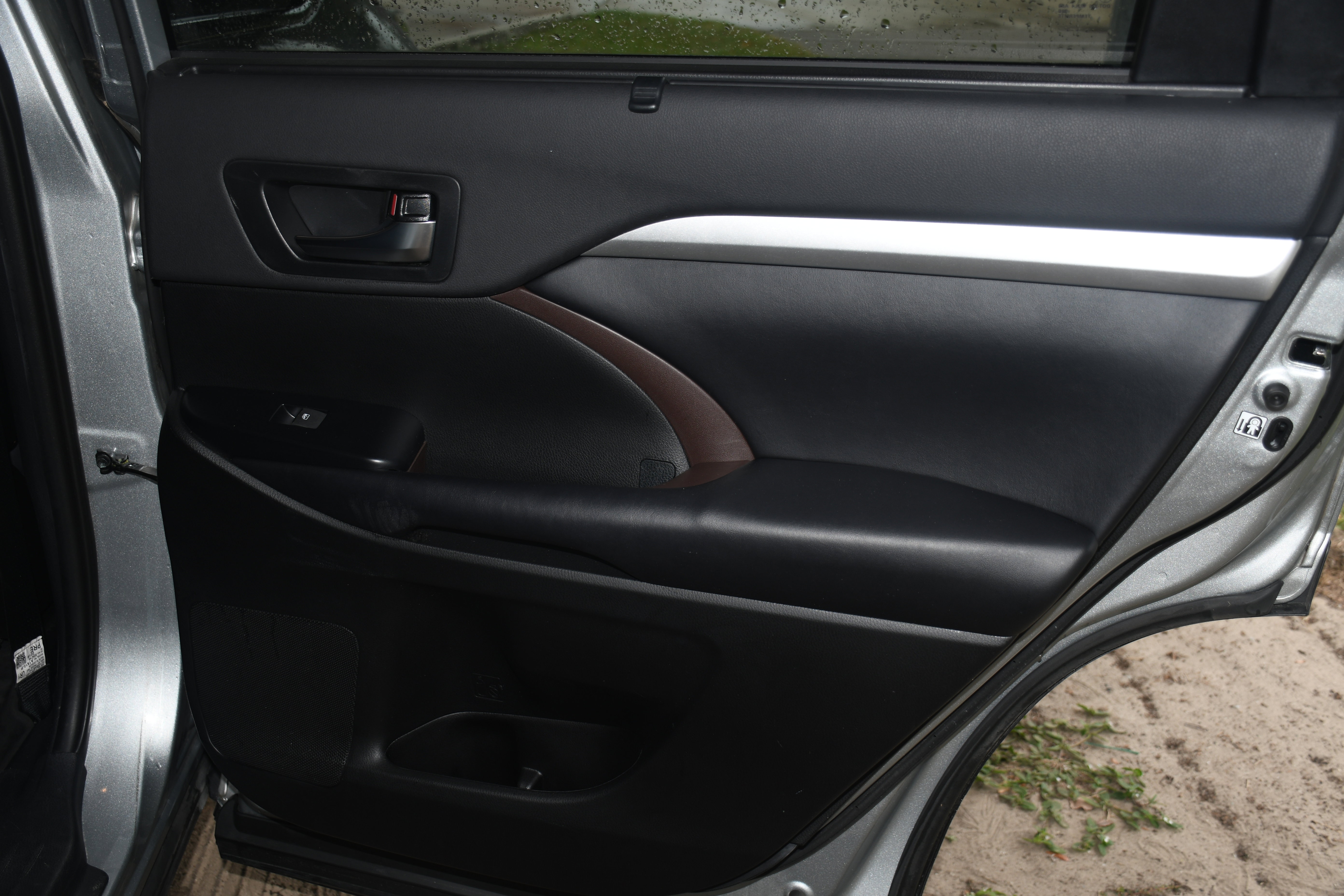 Used 2019 Toyota Highlander XLE image 20