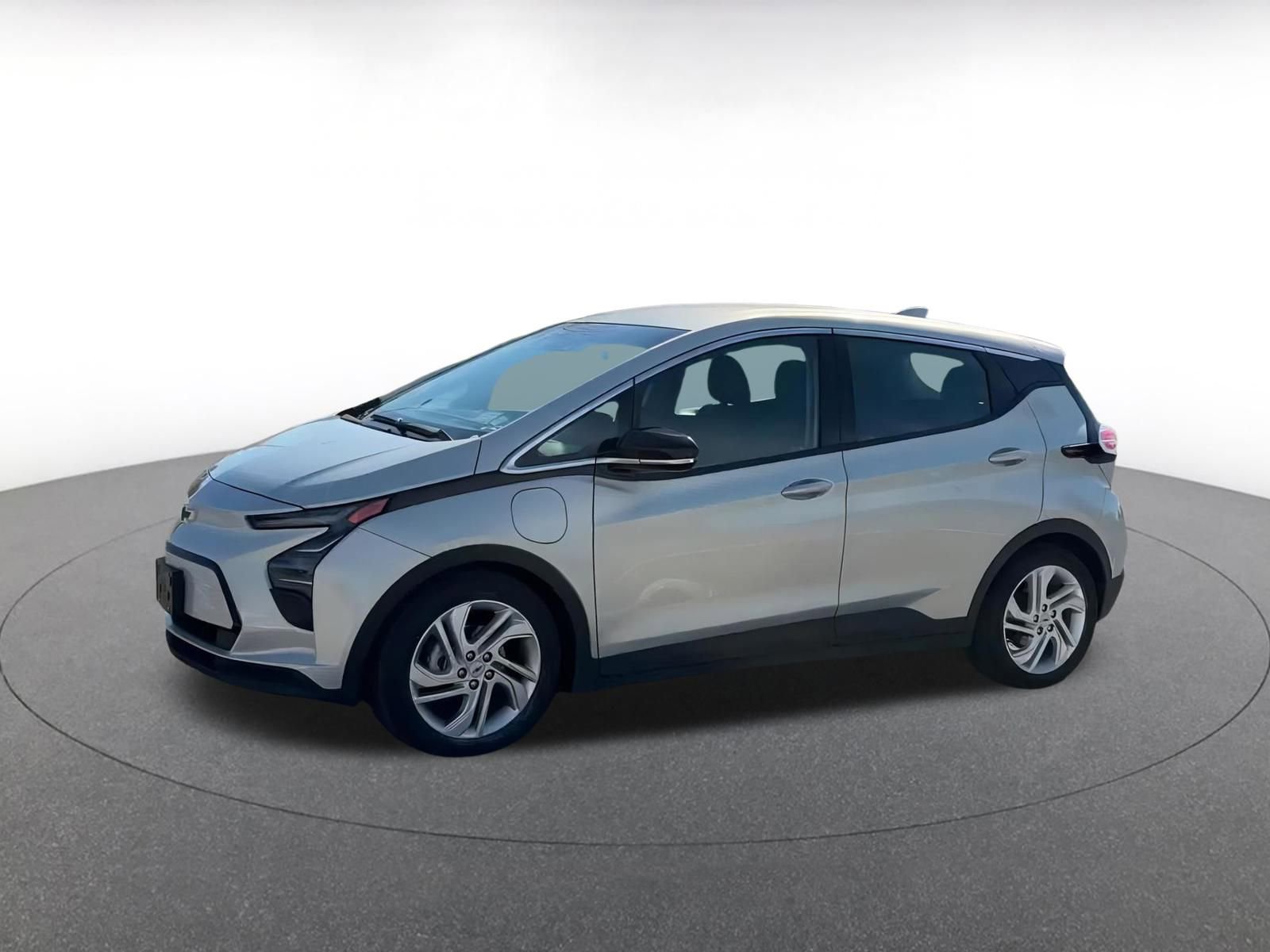 Used 2023 Chevrolet Bolt LT w/ Driver Confidence Package image 8